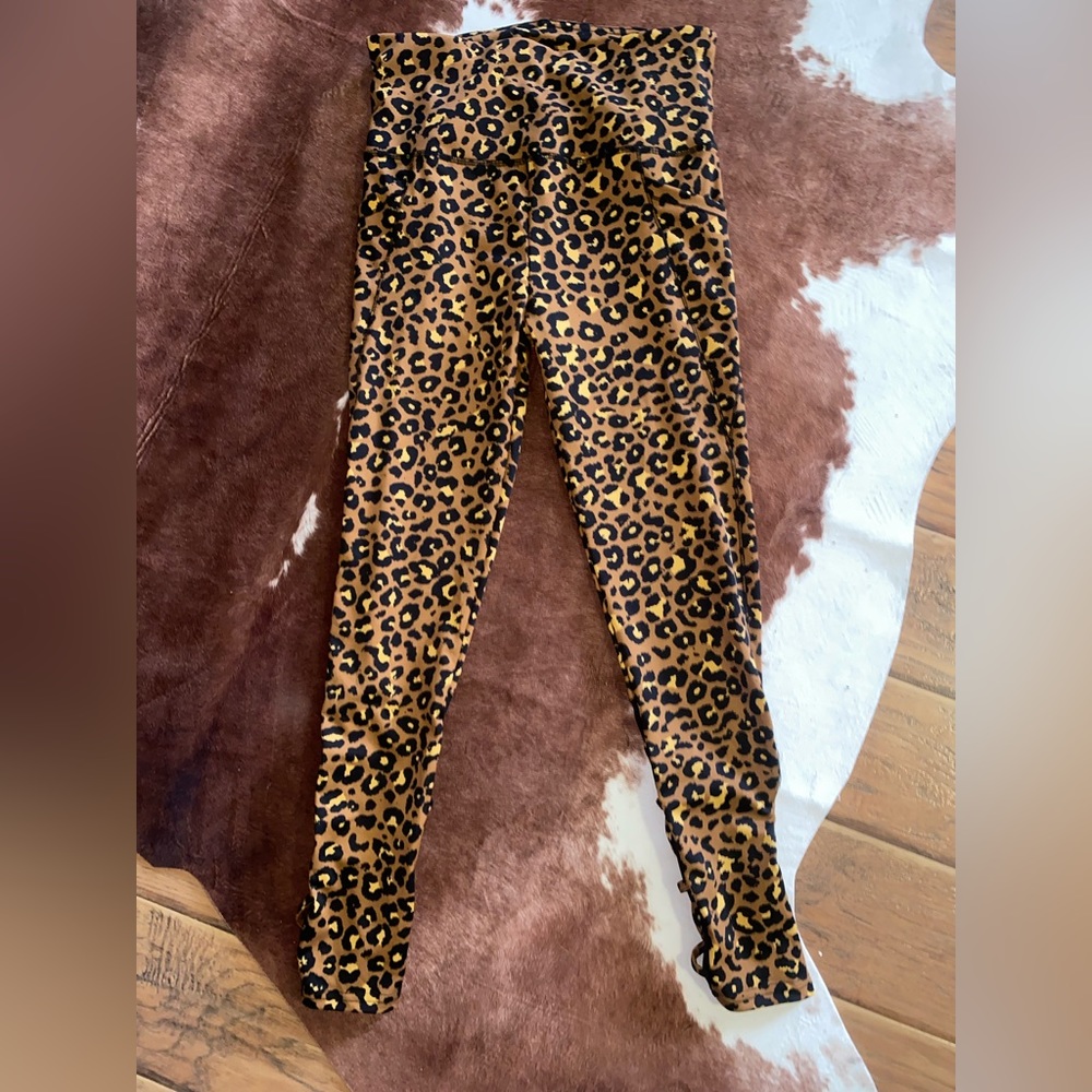 Leopard leggins